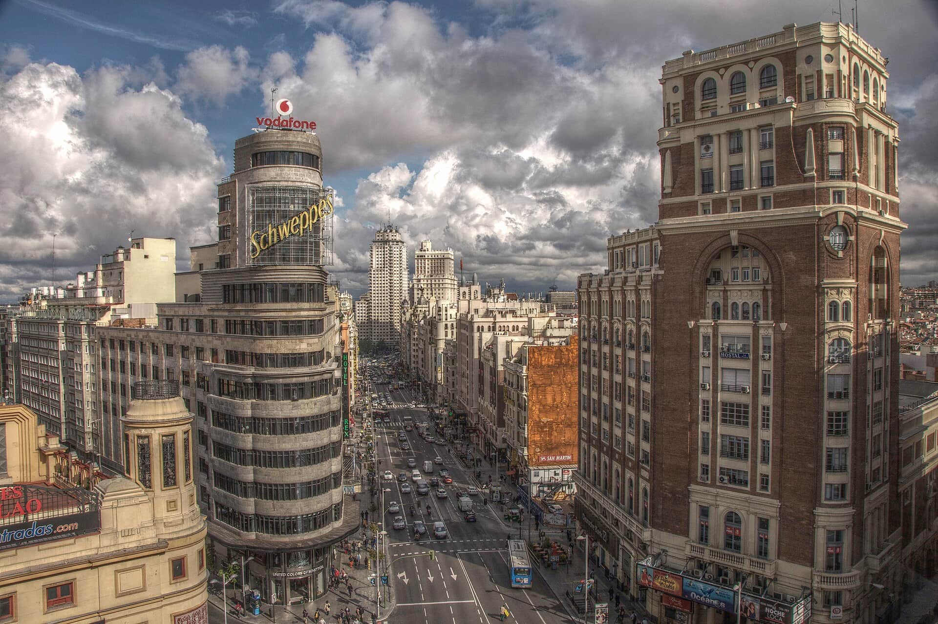 Madrid city architecture for the ApplyToSpain homepage